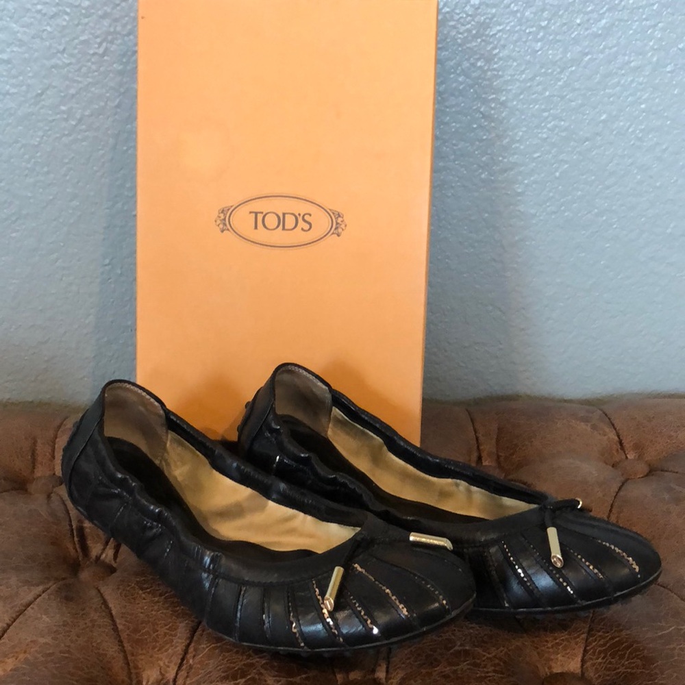 Tod’s Black Leather Sequin Ballet Flats
